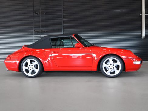 Used 1997 Porsche 911 Carrera image 11
