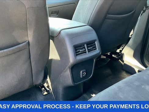 Used 2019 Chevrolet Equinox LT AWD/4WD image 12