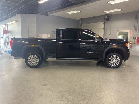Used 2023 GMC Sierra 2500 Denali w/ Denali Ultimate Package image 8