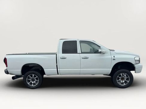 Used 2006 Dodge Ram 2500 Truck SLT AWD/4WD image 4