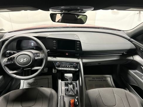 Certified 2025 Hyundai Elantra Sport FWD image 27