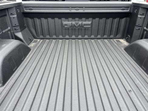 New 2026 GMC Sierra 1500 SLT w/ SLT Premium Plus Package image 4
