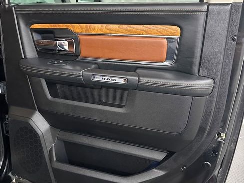 Used 2018 RAM 1500 Laramie Longhorn w/ Convenience Group image 39