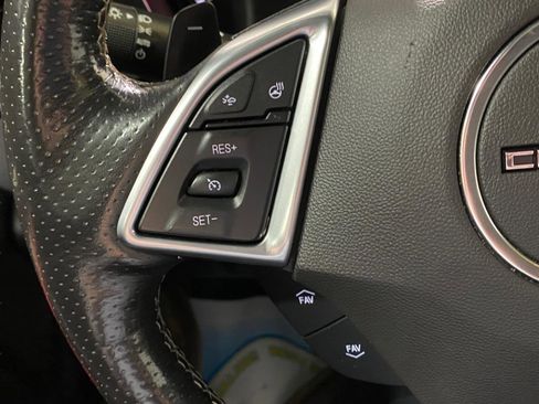 Used 2019 Chevrolet Camaro SS image 15