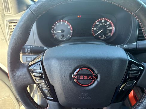 Used 2022 Nissan Frontier PRO-4X w/ Off-Road Protection Package image 8