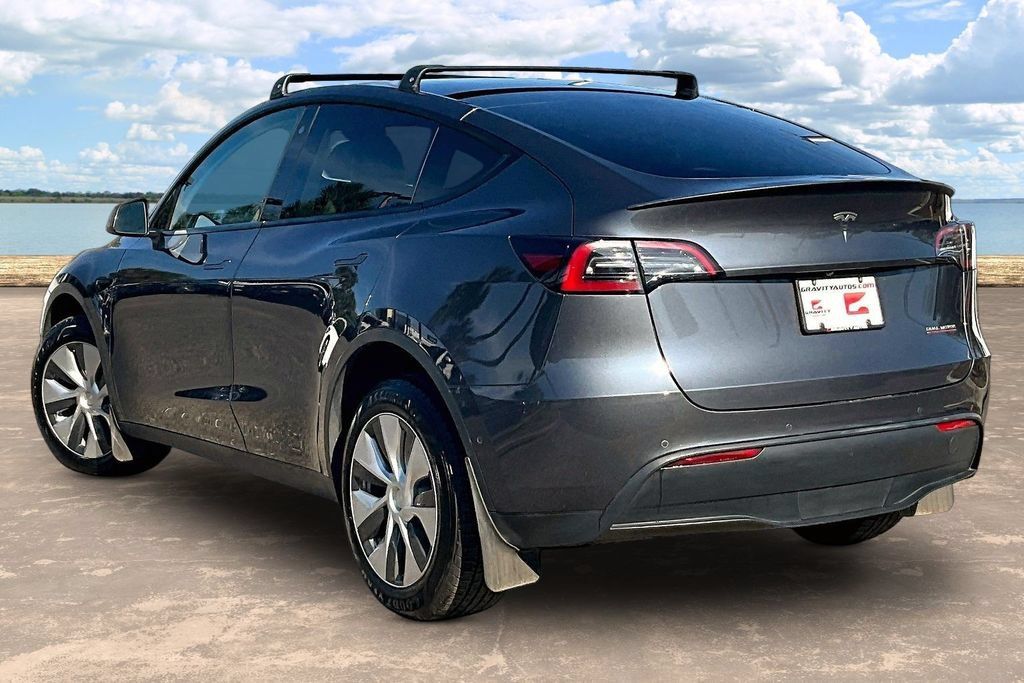 Used 2022 Tesla Model Y Performance AWD/4WD image 6