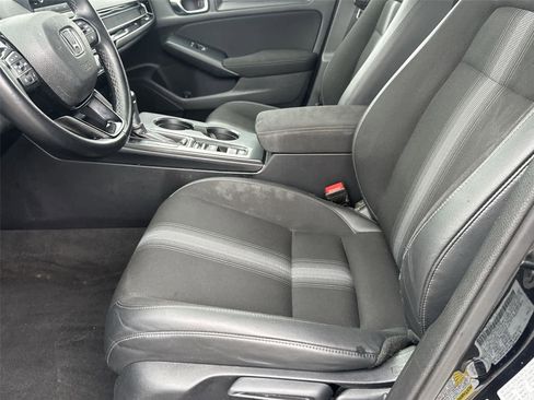 Used 2023 Honda Civic Sport image 11