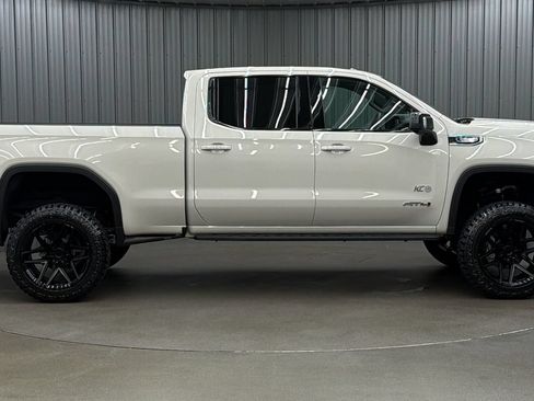 Used 2026 GMC Sierra 1500 AT4 w/ AT4 Premium Package AWD/4WD image 6