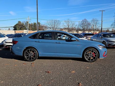 Certified 2025 Volkswagen Jetta GLI Autobahn image 8