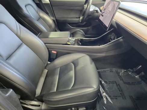 Used 2018 Tesla Model 3 Long Range image 7