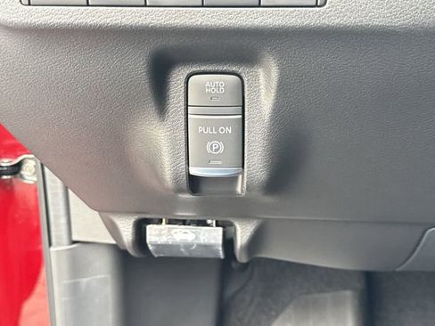 Certified 2025 Nissan Murano SV image 12