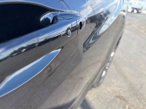 Used 2018 Honda HR-V EX image 9