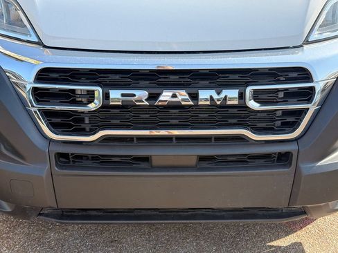 Used 2025 RAM ProMaster 2500 w/ U-Haul Equipment Group FWD image 5