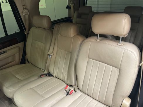 Used 2006 Lincoln Navigator Ultimate image 30