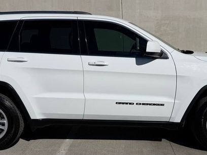 Used 2020 Jeep Grand Cherokee Laredo