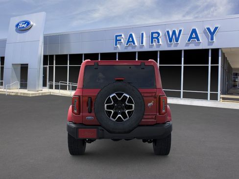 New 2026 Ford Bronco Outer Banks AWD/4WD image 5
