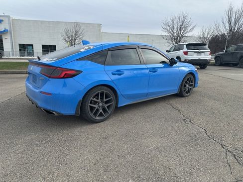 Used 2023 Honda Civic Sport Touring image 3