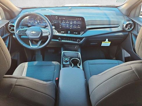 New 2027 Chevrolet Equinox LT w/ Safety and Technology Package FWD image 15