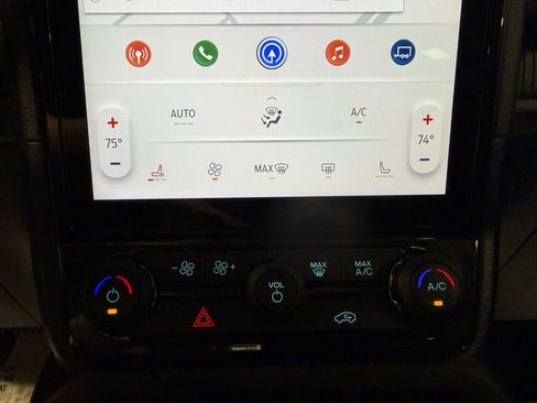 Used 2025 Ford Ranger XLT AWD/4WD image 8