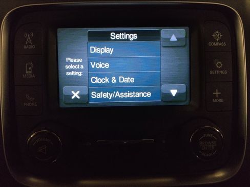 Used 2017 RAM 1500 Express image 25