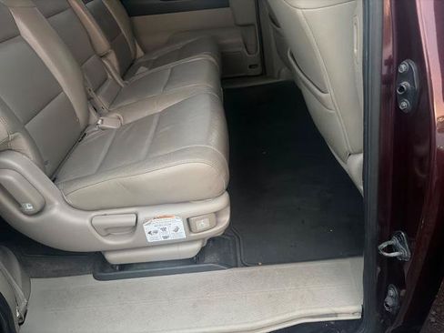 Used 2011 Honda Odyssey Touring image 12