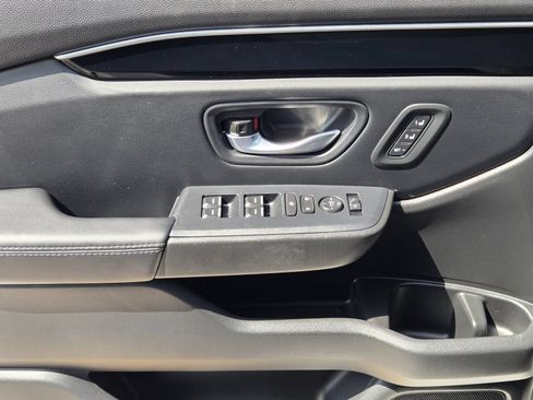 Used 2025 Honda Pilot EX-L image 26