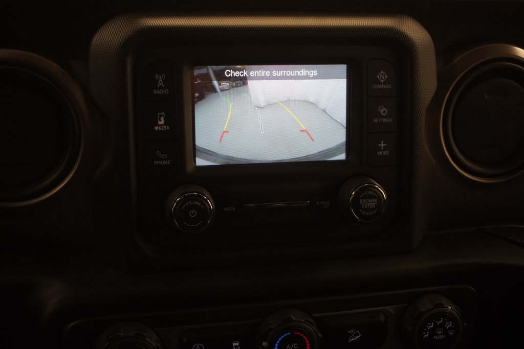 Used 2019 Jeep Wrangler Sport w/ Quick Order Package 24S AWD/4WD image 35
