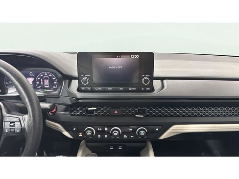 Used 2025 Honda Accord SE image 23