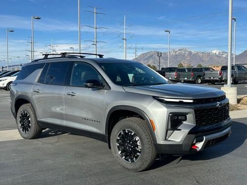 New 2026 Chevrolet Traverse Z71 w/ Enhanced Driving Package AWD/4WD image 27