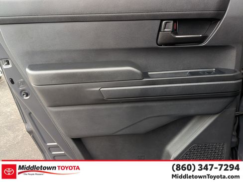 Certified 2025 Toyota Tacoma SR5 image 28