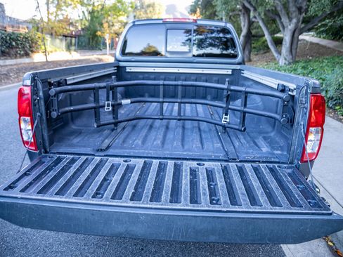 Used 2017 Nissan Frontier SV w/ SV Value Truck Package image 36