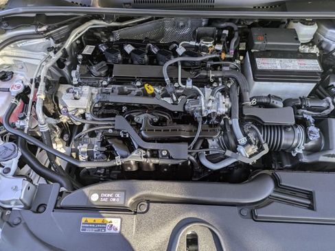 Certified 2025 Toyota Corolla SE image 33