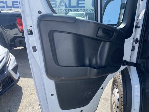 Used 2023 RAM ProMaster 2500 FWD image 14