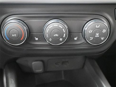 Used 2024 Chevrolet Trax RS w/ Driver Confidence Package image 18