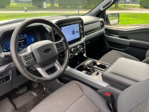 Used 2025 Ford F150 XLT w/ Equipment Group 301A Standard AWD/4WD image 18