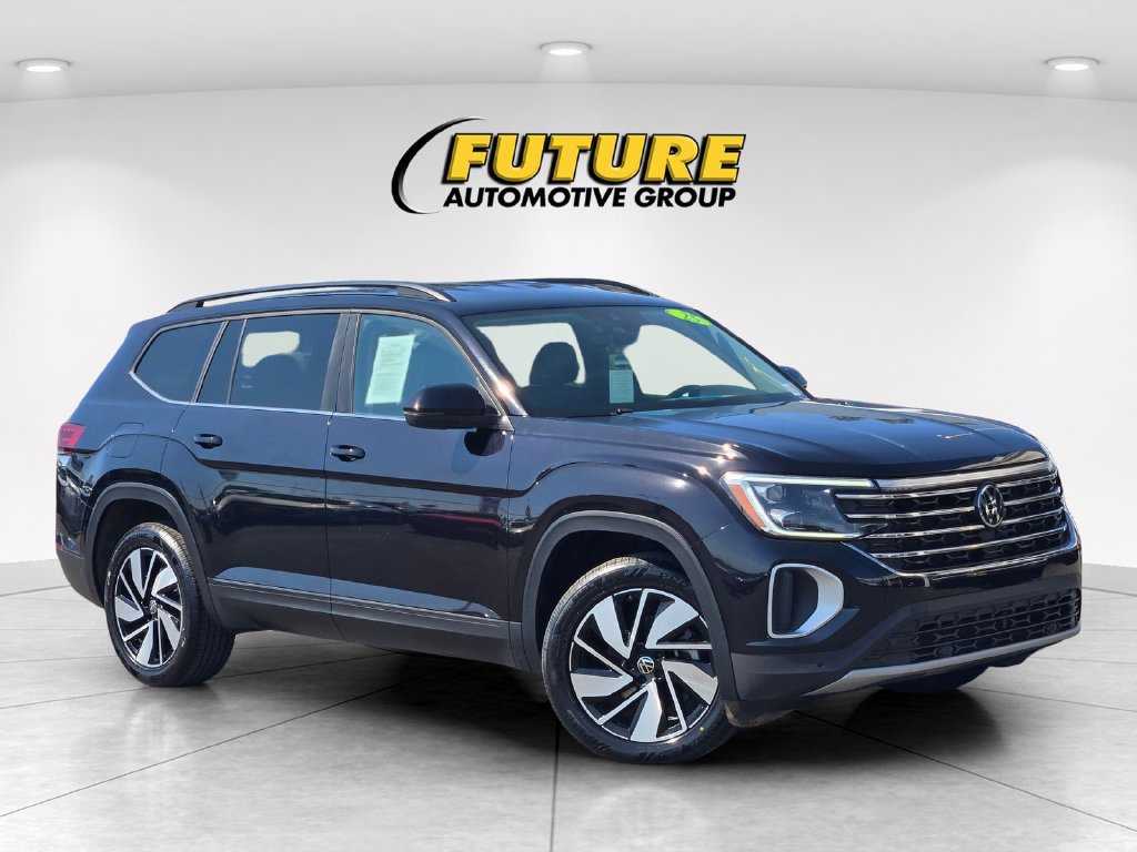 Used 2025 Volkswagen Atlas SE AWD/4WD image 1
