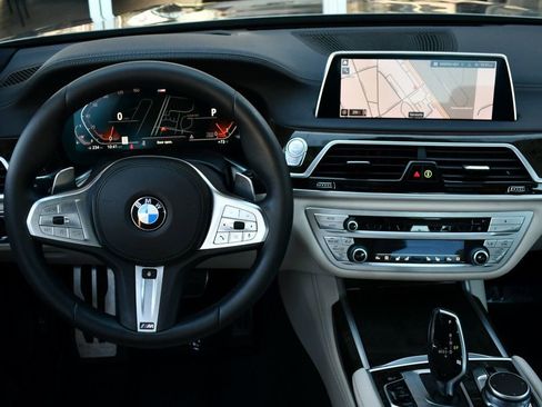Used 2020 BMW 740i w/ Luxury Rear Seating Package image 50