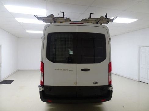 Used 2017 Ford Transit 250 148 Medium Roof RWD image 5