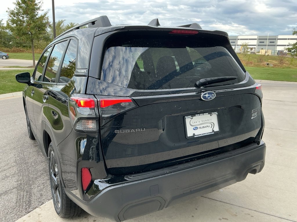 New 2026 Subaru Forester Touring AWD/4WD image 12
