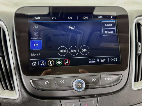Used 2024 Chevrolet Malibu LT FWD image 30