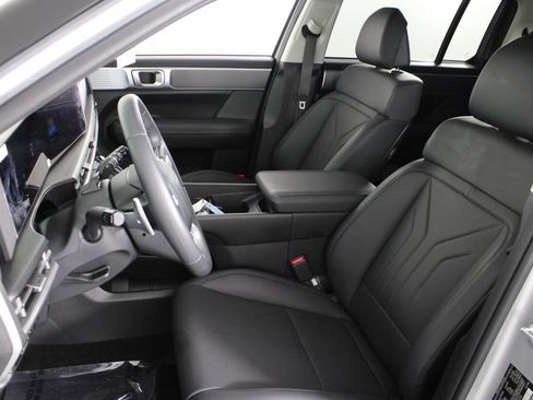 Certified 2026 Hyundai Santa Fe SEL FWD image 21