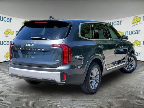 Used 2023 Kia Telluride LX AWD/4WD image 6