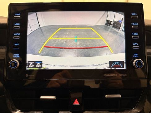 Used 2021 Toyota Camry XSE image 21