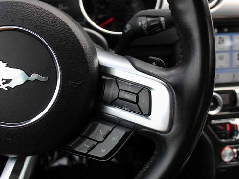 Used 2018 Ford Mustang Premium RWD image 19