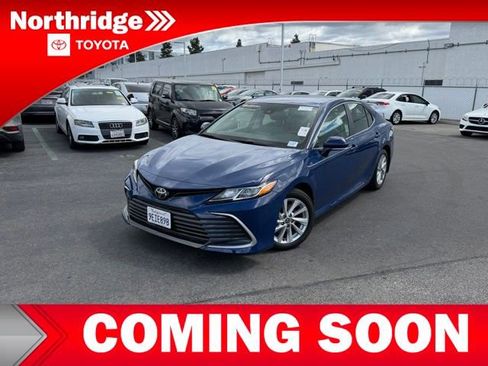 Used 2023 Toyota Camry LE w/ Convenience Package FWD image 1