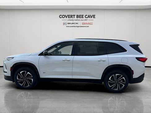 New 2025 Buick Enclave Sport Touring w/ Super Cruise Package image 5