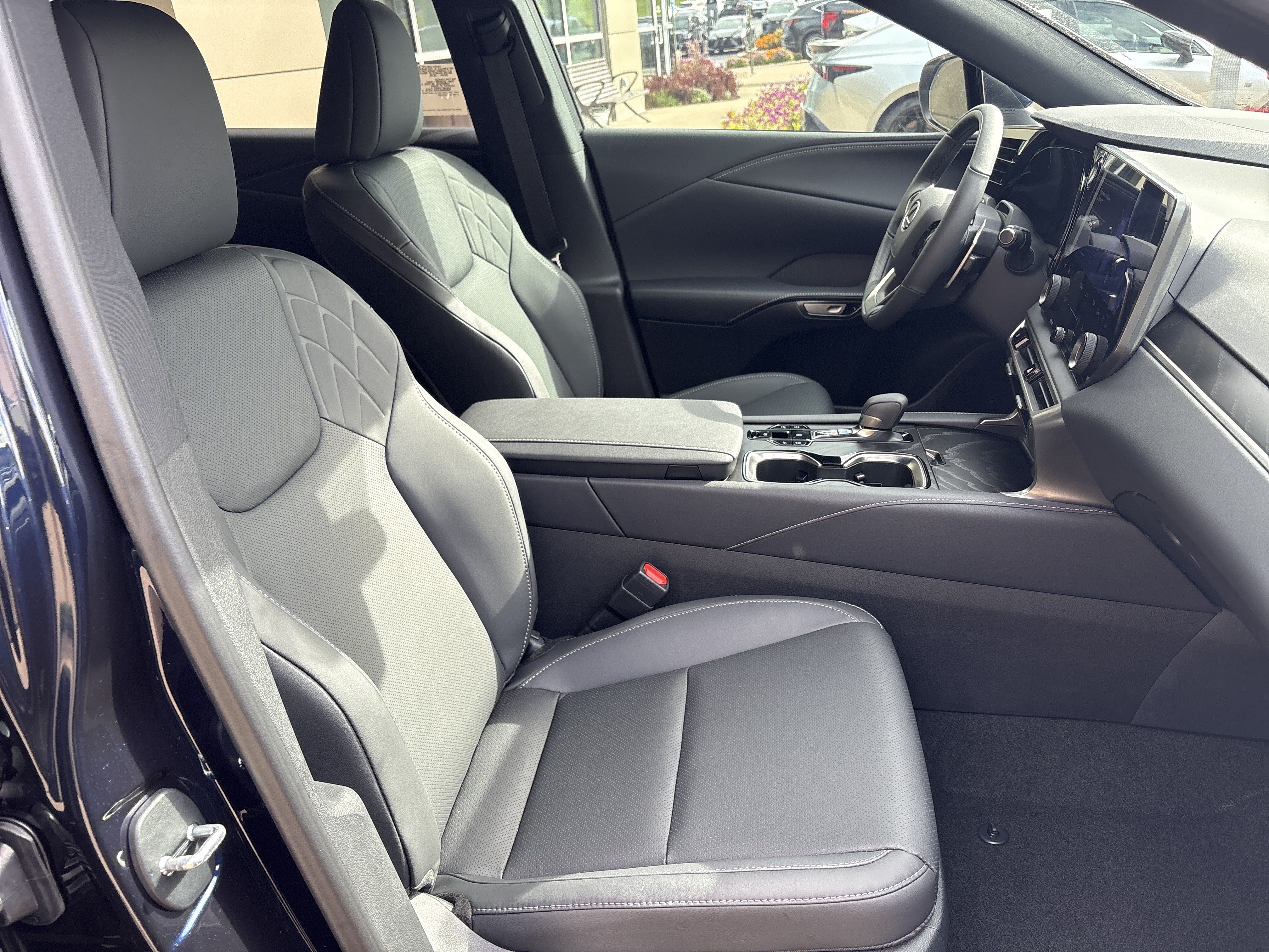 New 2026 Lexus RX 350 AWD image 21