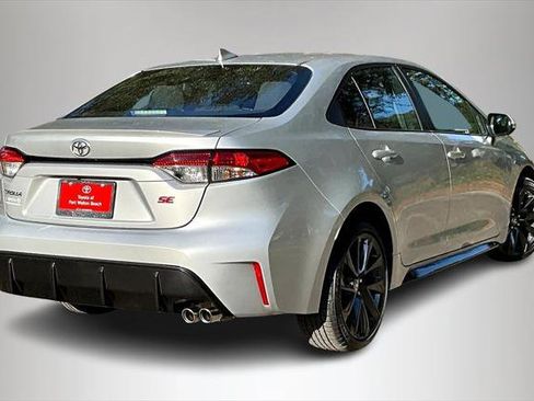 Certified 2024 Toyota Corolla SE image 5