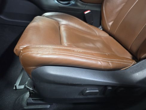 Used 2020 Subaru Outback Touring XT AWD/4WD image 28