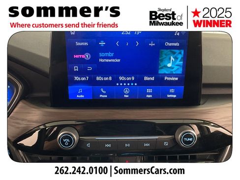 Used 2020 Ford Escape Titanium FWD image 15